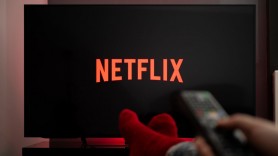 Serialul de pe Netflix după care toată lumea e înnebunită. Are audiență record